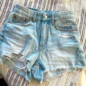 Never worn American Eagle shorts